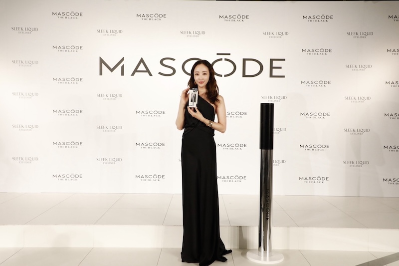 マスコードスリークアイライナー　神崎恵